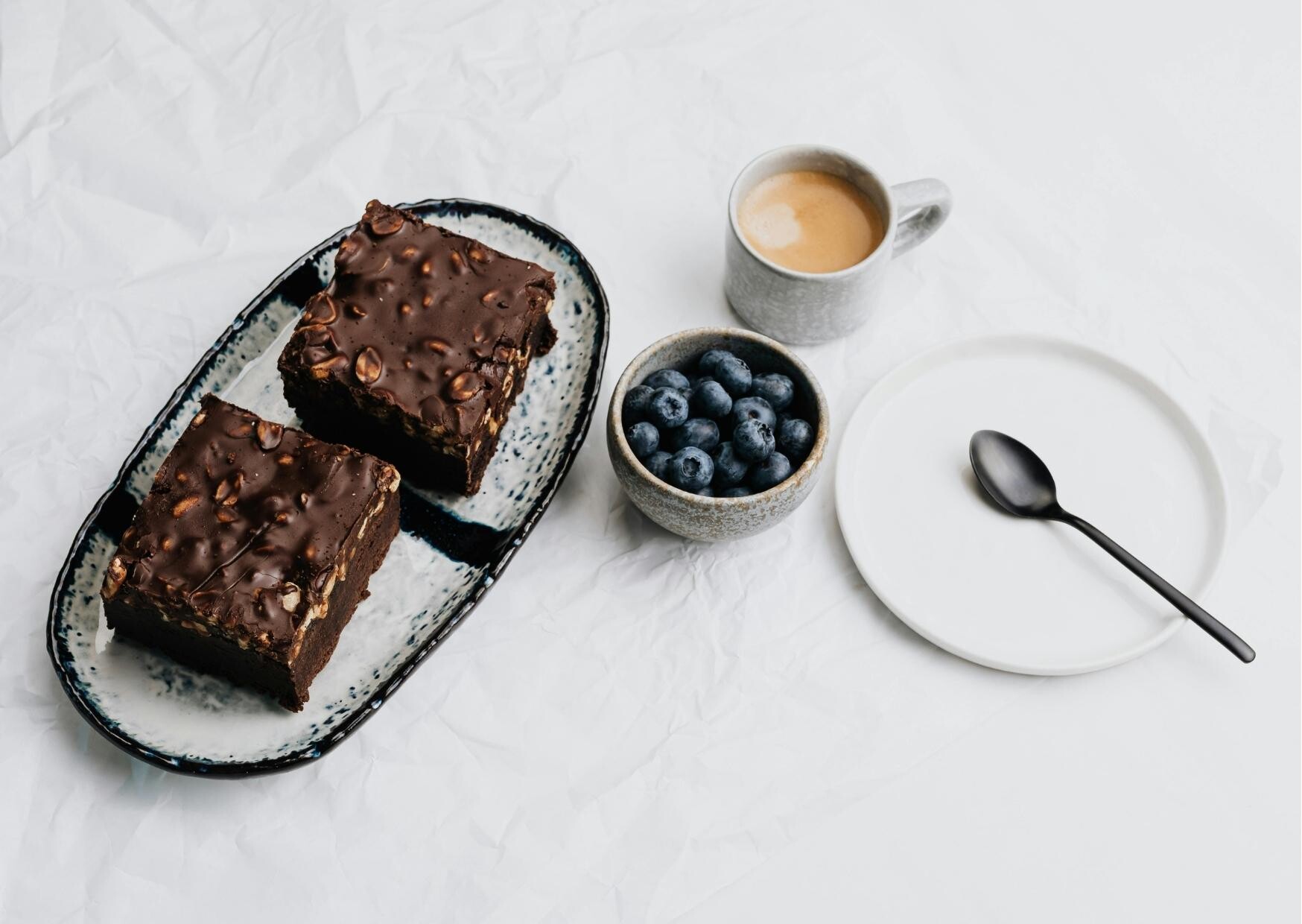 Heißhunger verstehen und stoppen – Ursachen & Strategien